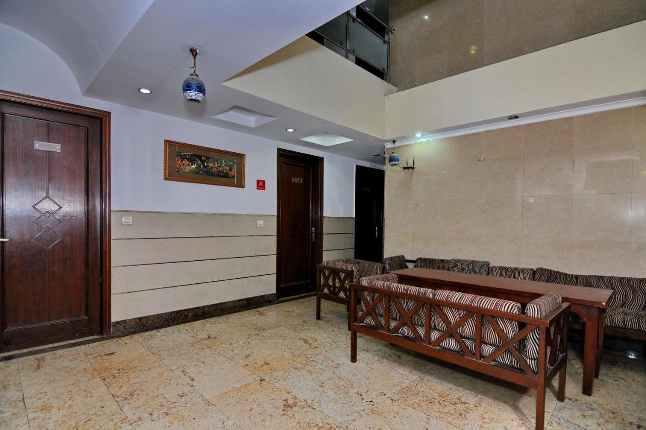 Hotel Tjs Grand Delhi  Exterior foto