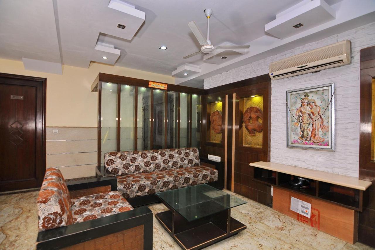 Hotel Tjs Grand Delhi  Exterior foto